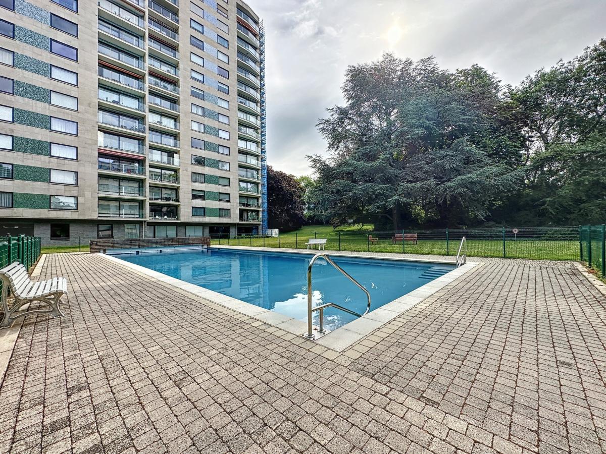 Parc Kennedy : Superbe appartement + terrasse + piscine