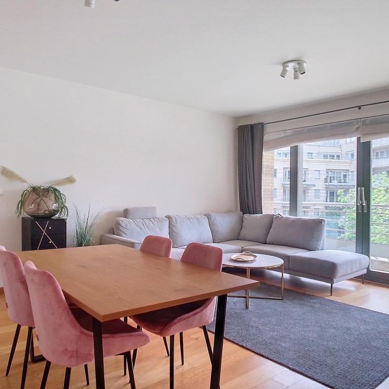 Pl. Luxemberg : Bel appartement meublé + terrasse 
