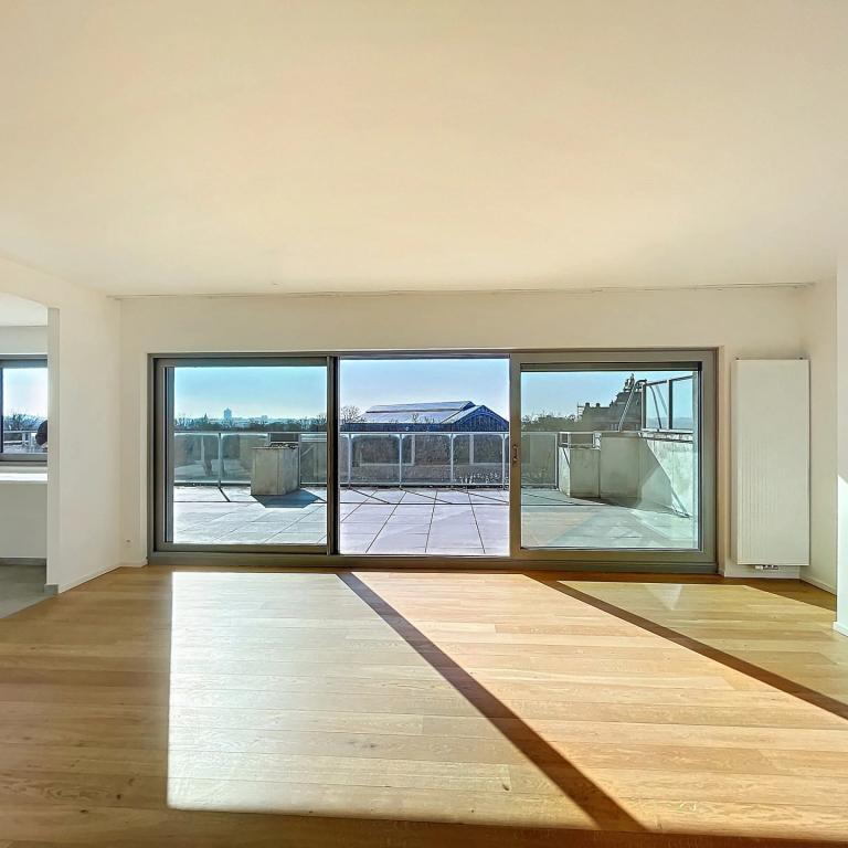 Quartier Européen : Penthouse 3 chambres avec 2 terrasses