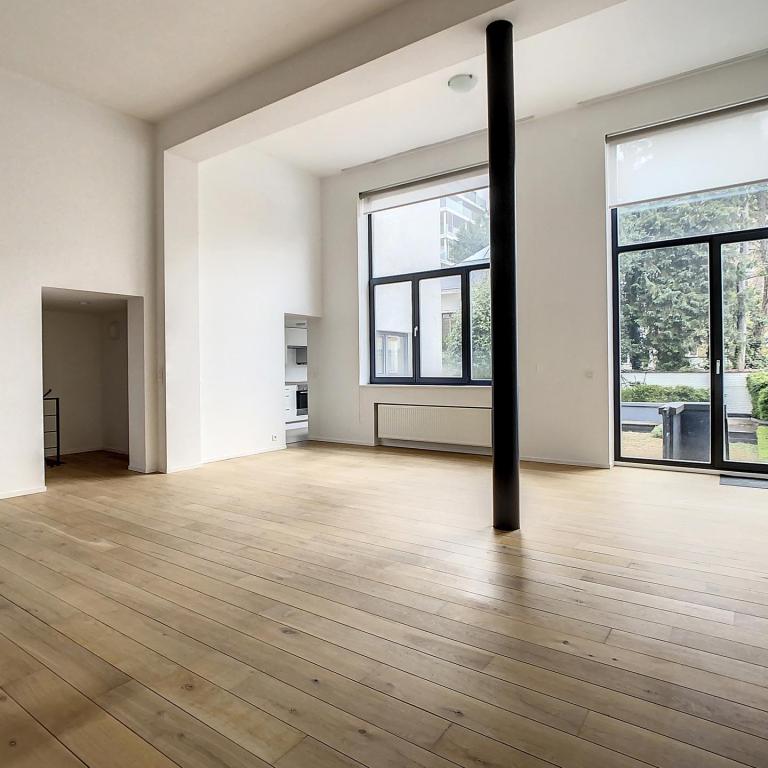 Châtelain : Beau duplex rez-de-chaussée avec jardin