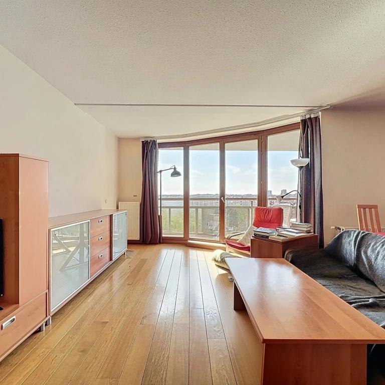 Cours St-Michel : Bel appartement 2 chambres + terrasse