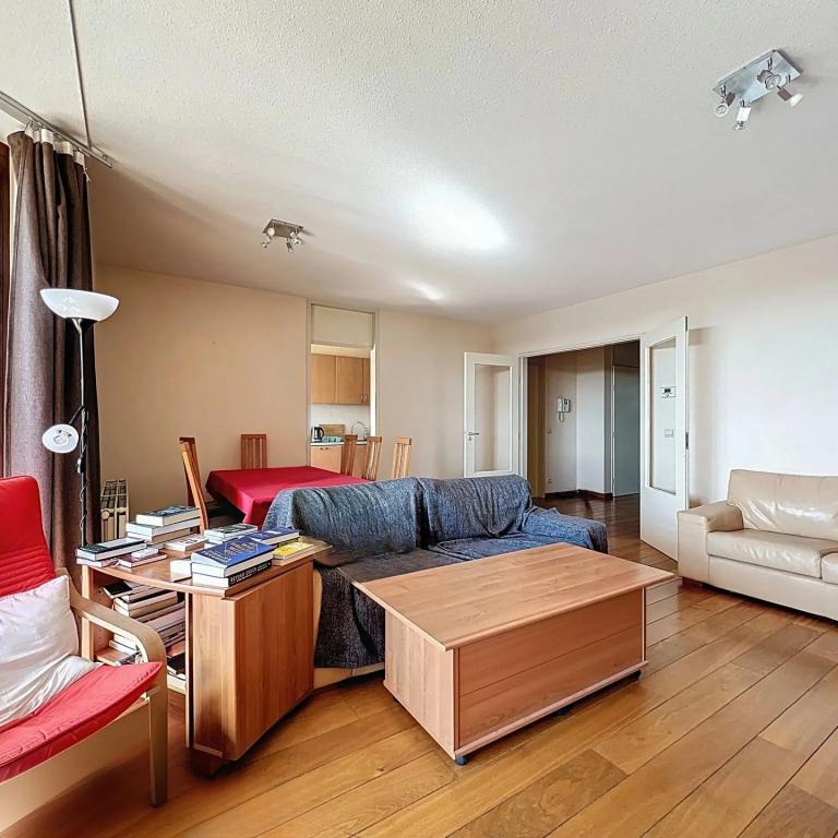 Cours St-Michel : Bel appartement 2 chambres + terrasse