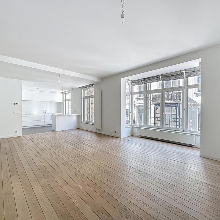 Pl. Stéphanie : Bel appartement de caractère 