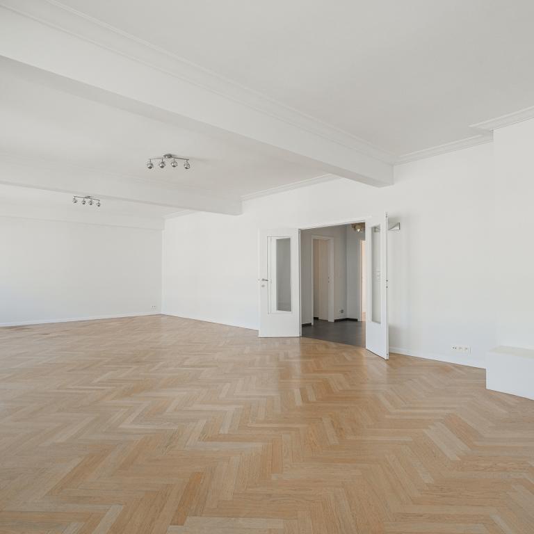 Abbaye de la Cambre : Superbe appartement rénové 2 chambres 
