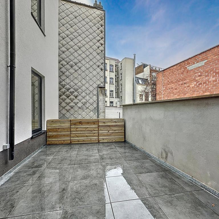 Chée d'Ixelles : Bel appartement remis à neuf +  terrasse
