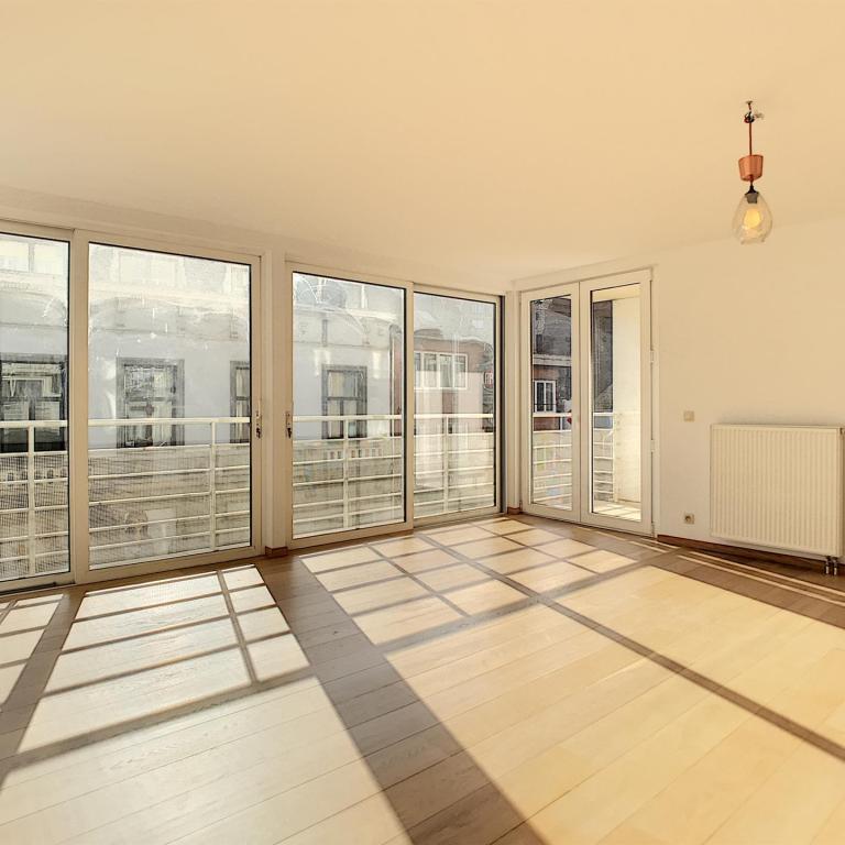 VDK/Churchill : Bel appartement moderne + balcon