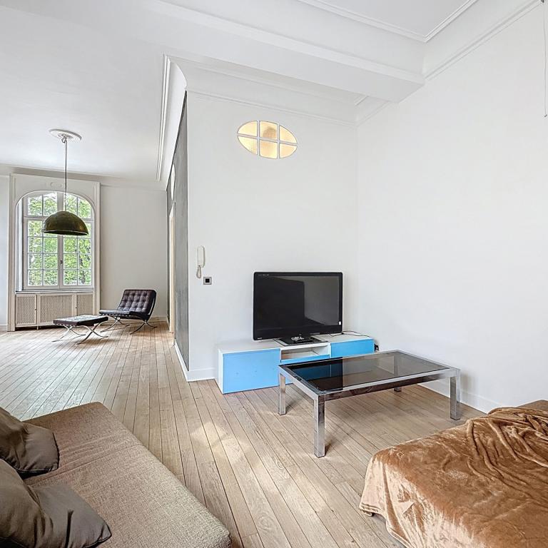 De Crayer : splendide maison de Maître 2 ch meublée