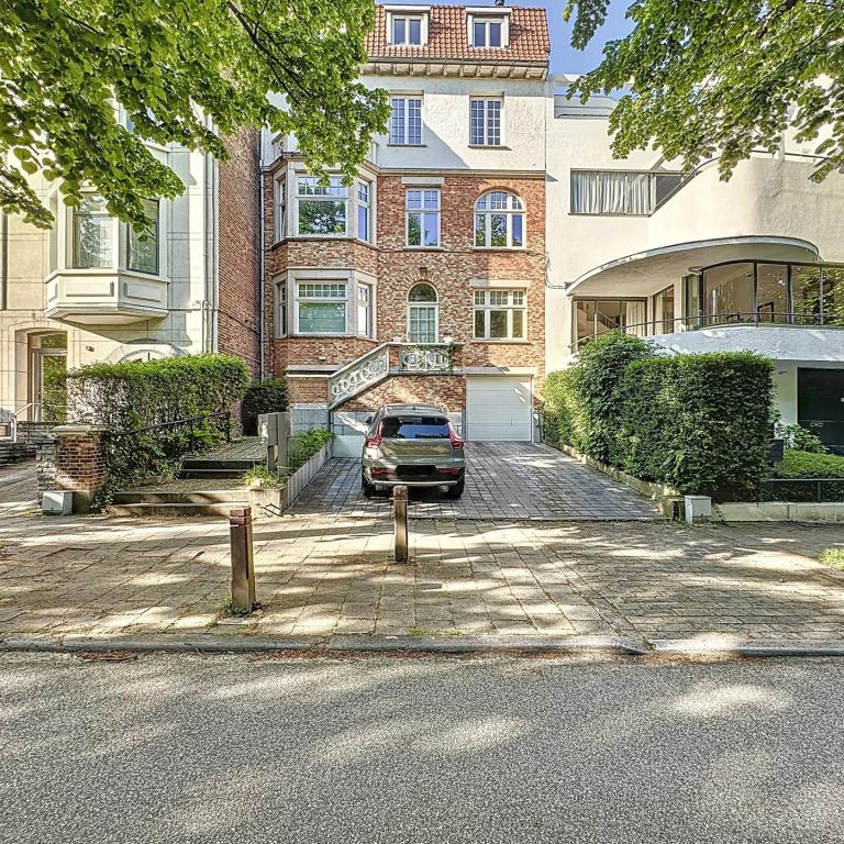 Héros/Brugmann : Superbe duplex penthouse + terrasse