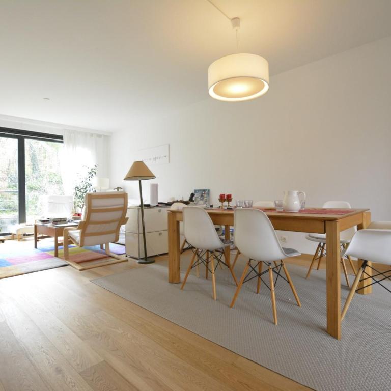 Saint-Job : Magnifique maison moderne de 4 chambres + jardin