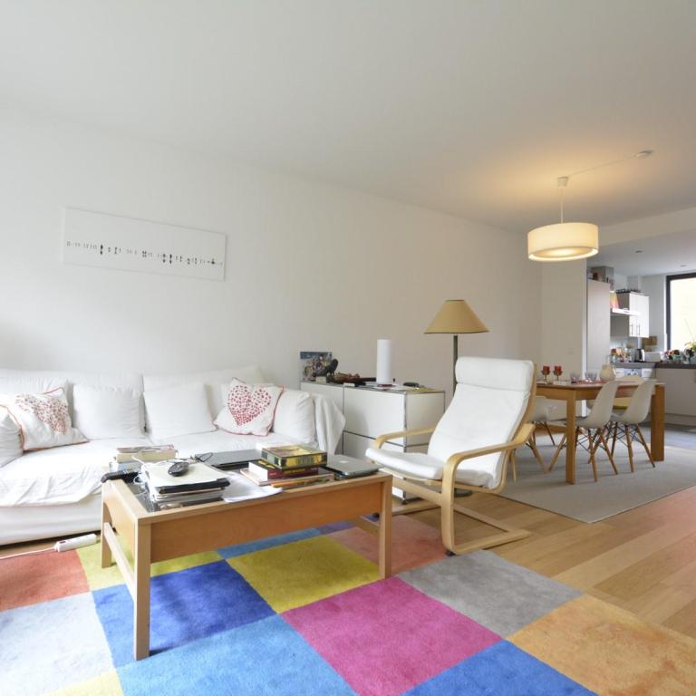 Saint-Job : Magnifique maison moderne de 4 chambres + jardin