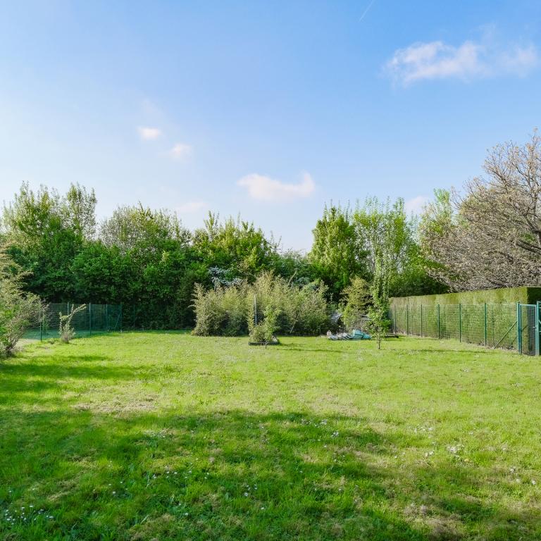 Beersel/Uccle, splendide villa 6 chambres, 4 sdb avec jardin