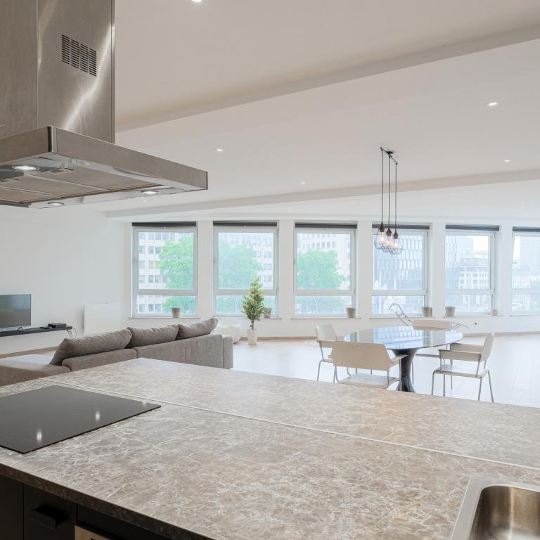 Quartier Européen - Magnifique loft 2ch de ± 170 m² bruts.