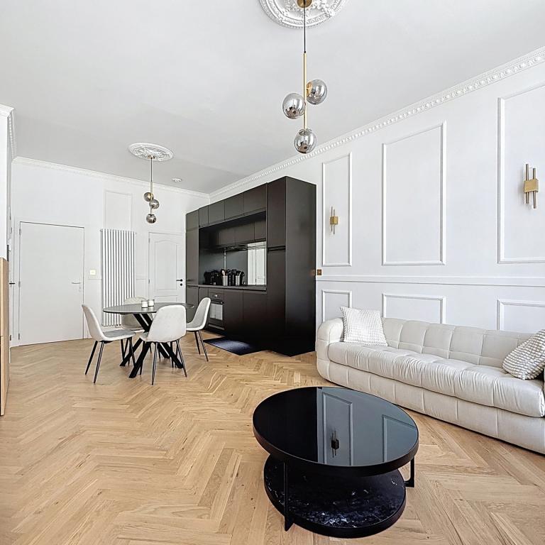 Louise/Etangs Ixelles : Superbe appartement 1 CH. meublé