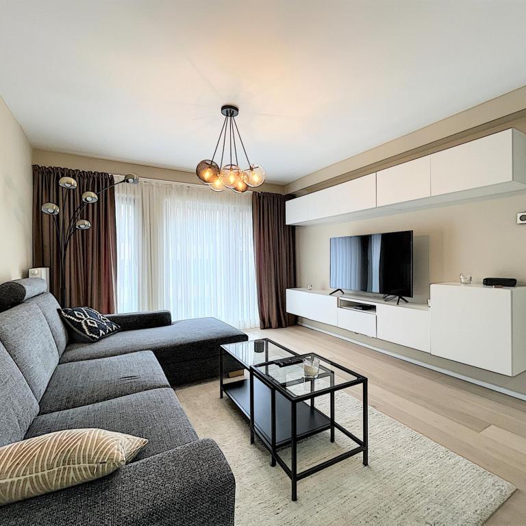 King Charles/Charleroi : Bel appartement 1 ch meublé 