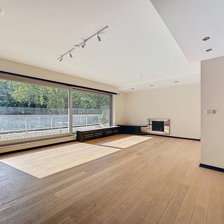 Ferme Rose : Superbe appartement + terrasse + balcon