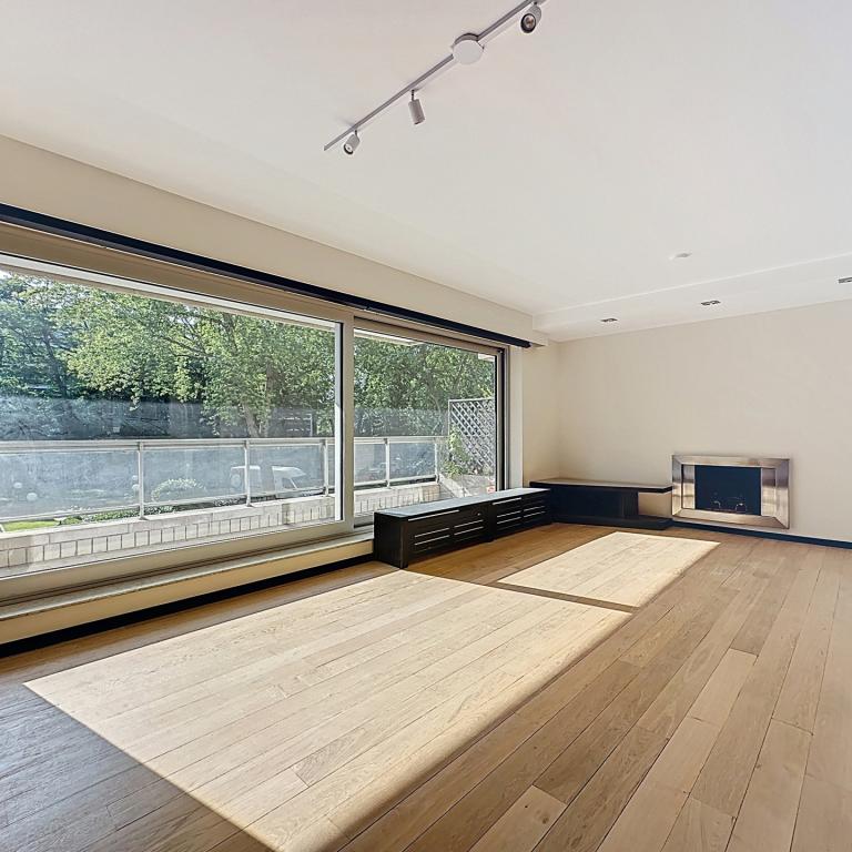 Ferme Rose : Superbe appartement + terrasse + balcon