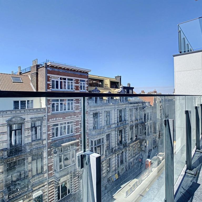 King Charles : Bel appartement + balcon + parking