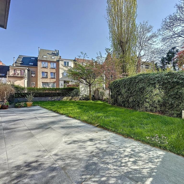 Ixelles/Watermael : Magnifique RDC avec jardin orienté SO