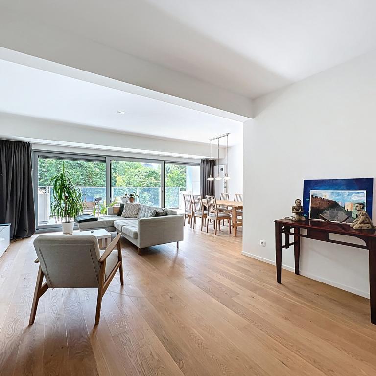 Quartier Européen : Bel appartement 2 chambres avec terrasse