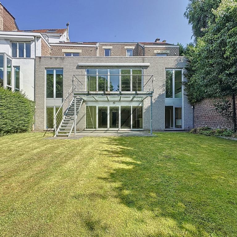 Cavell/Errera : Belle maison de 7 chambres + jardin