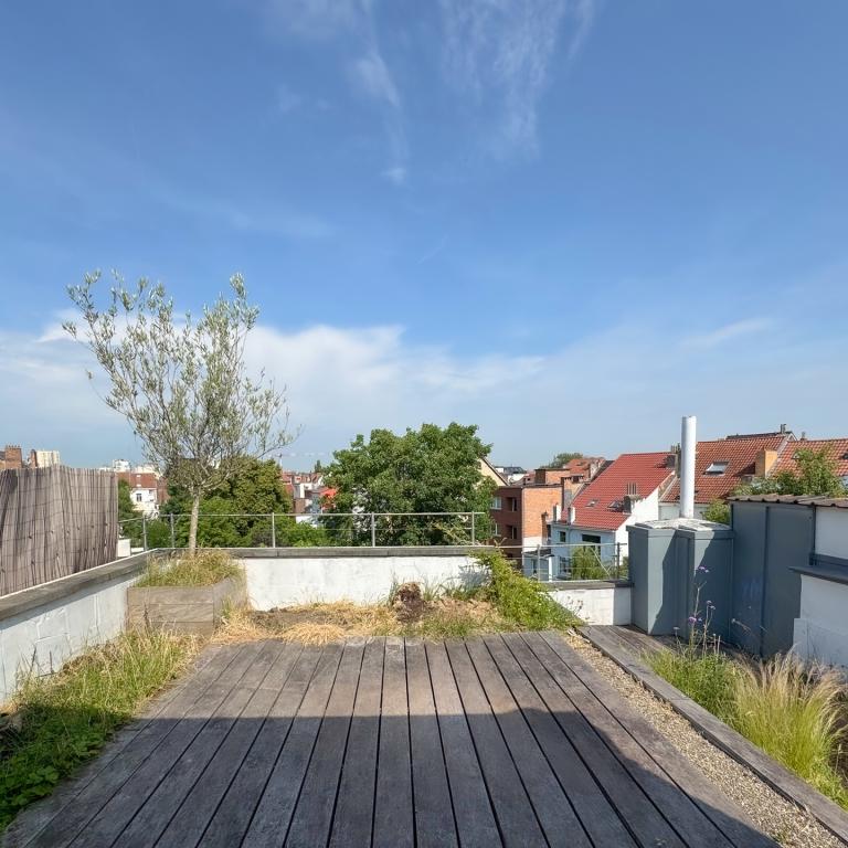 Lepoutre : Penthouse duplex 2 chambres, bureau + terrasses