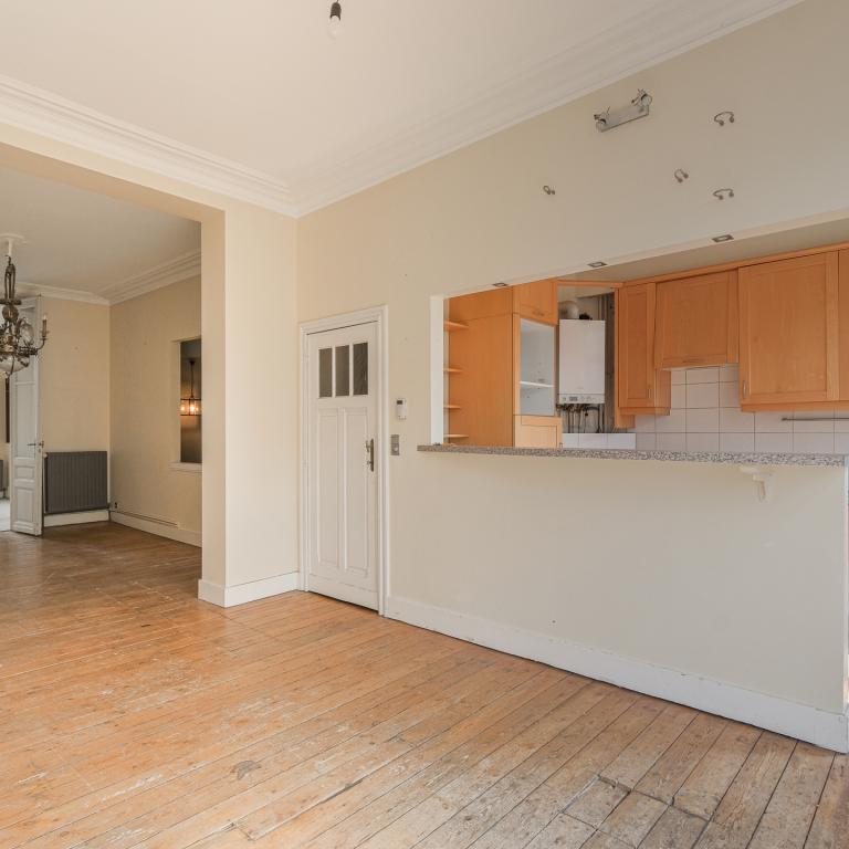 Lepoutre : Penthouse duplex 2 chambres, bureau + terrasses