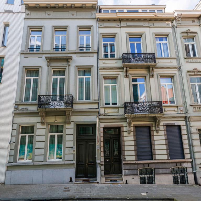 Quartier EU: Superbe bien de rapport - 15 unités rénovées