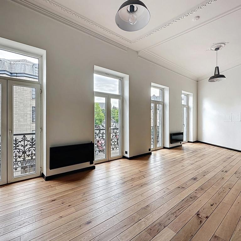 Sablon : Superbe studio avec vue sur la Place