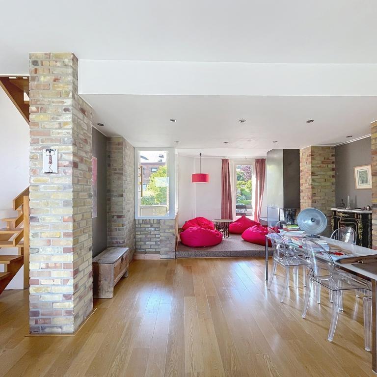 Saint-Job : Maison 4 chambres + bureau + jardin 