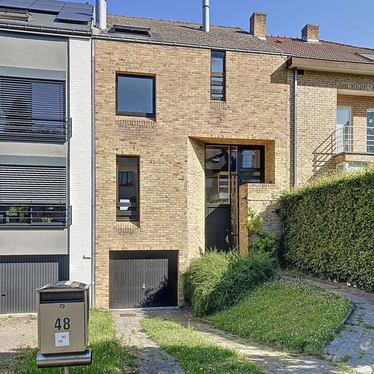 Saint-Job : Maison 4 chambres + bureau + jardin 