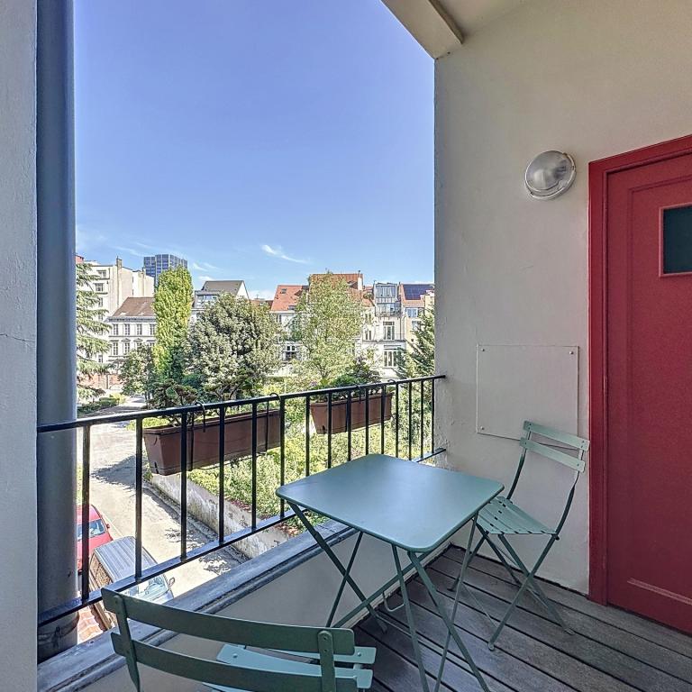 Châtelain  : Magnifique appartement 2 ch meublé