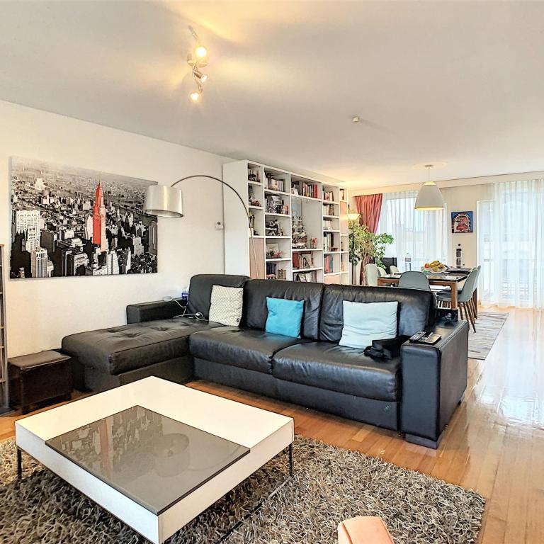 Sablon : Appartement Triplex 3 chambres + terrasse & parking