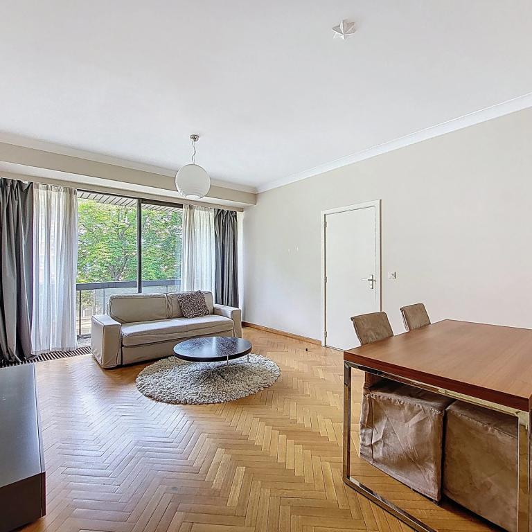 Churchill : Bel appartement meublé avec terrasse.