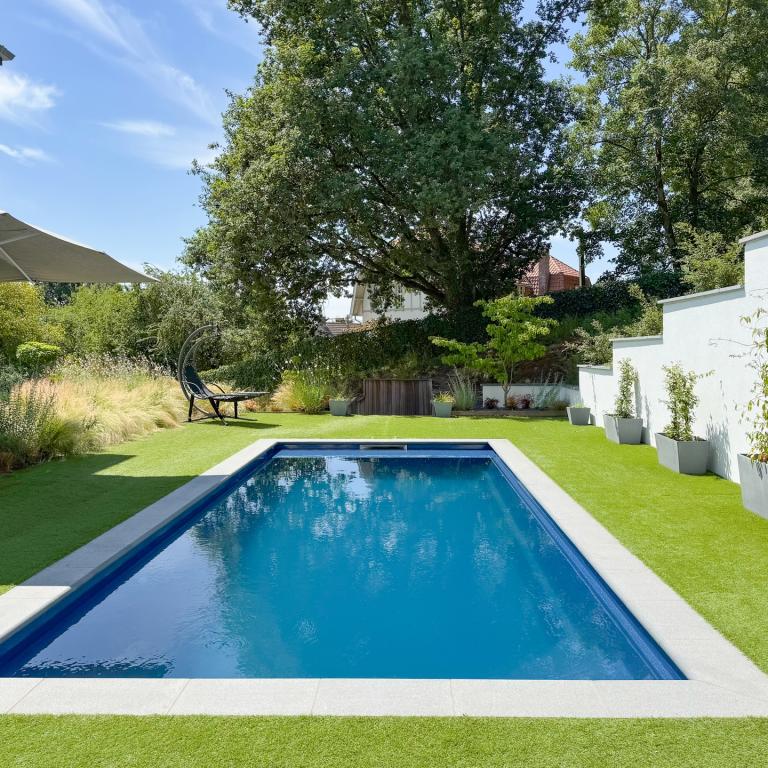Magnifique villa passive sur terrain de 27 ares avec piscine