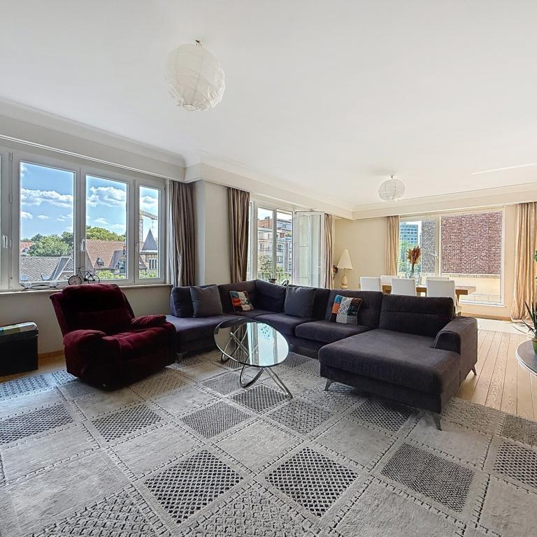 Churchill/BDC : Superbe appartement 4 chambres + terrasse