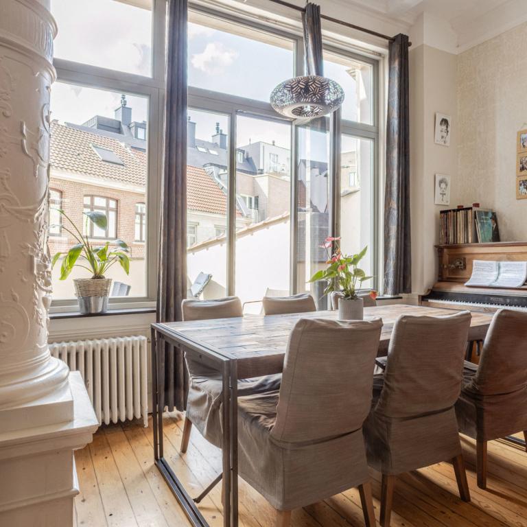 Square Ambiorix - Maison de maître de ± 380 m² bruts