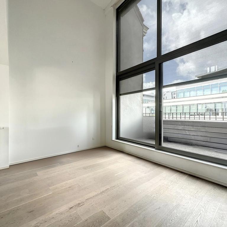 Couronne : Beau triplex penthouse + terrasse