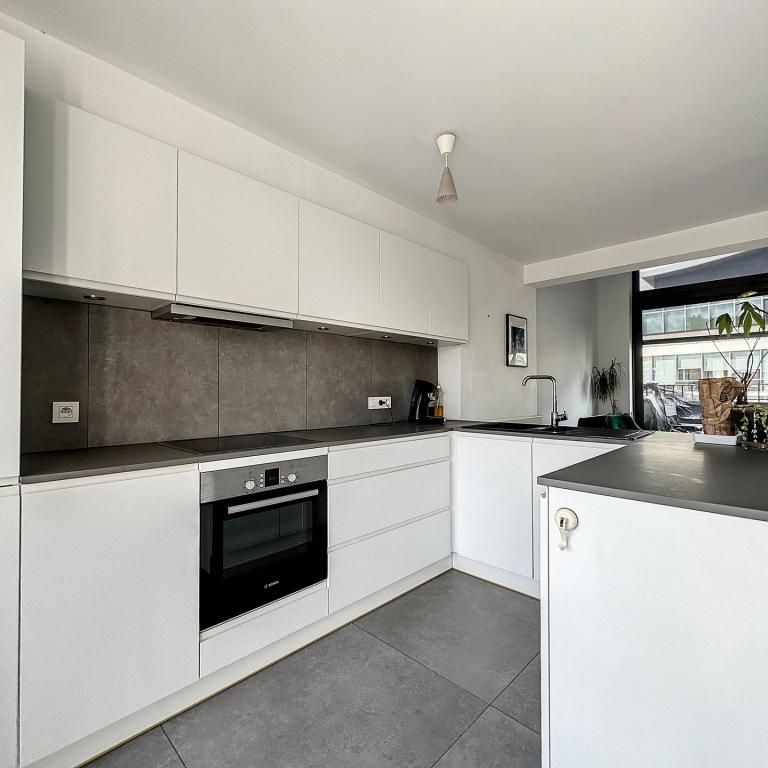 Couronne : Beau triplex penthouse + terrasse