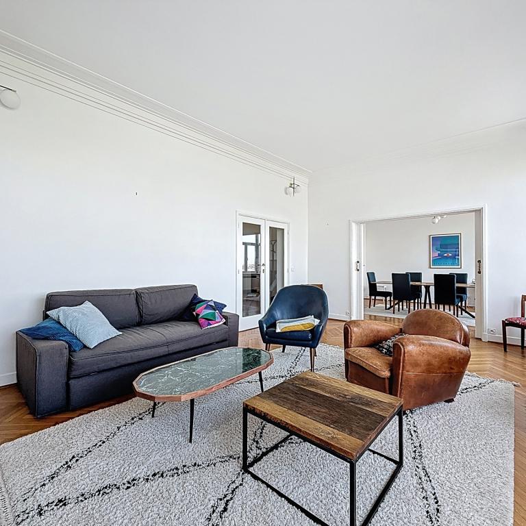 Toison d'Or : Somptueux appartement 3 chambres meublé