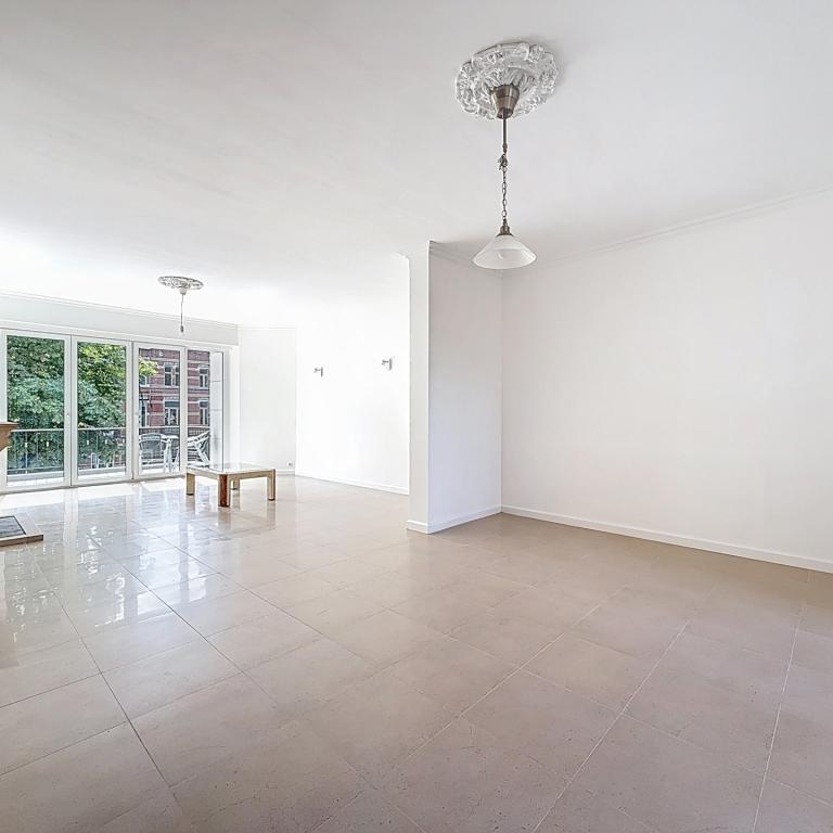 Churchill : Somptueux appartement remis à neuf + terrasses