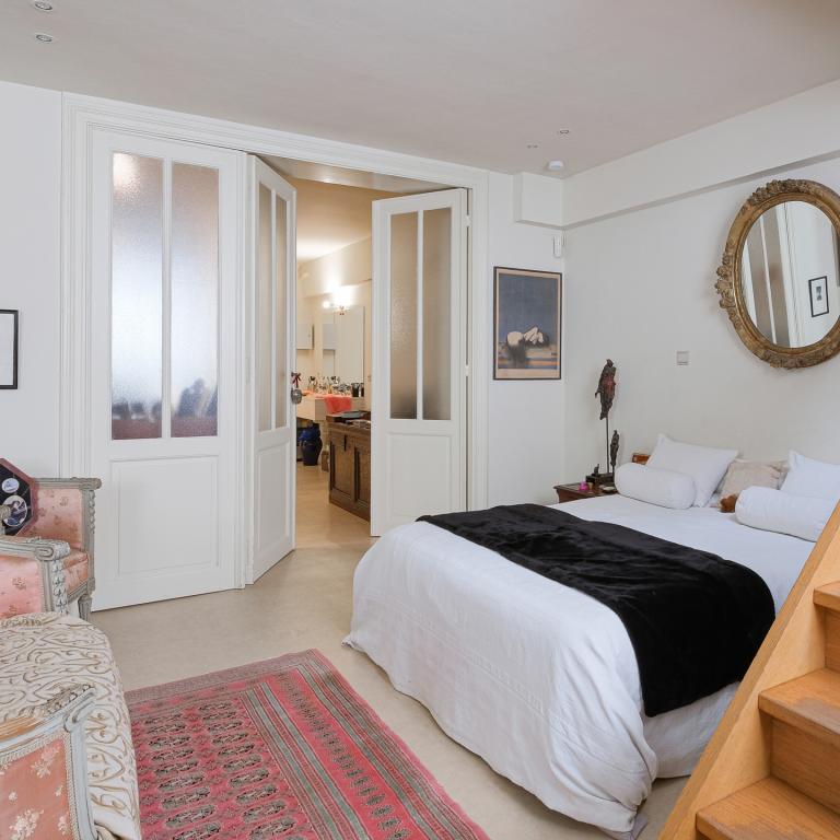 Lepoutre: Magnifique duplex rez-de-chaussée avec jardin