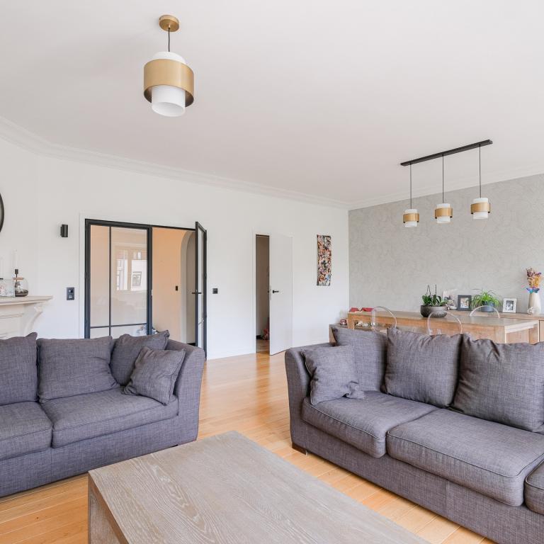 Coghen : appartement 3 chambres + balcons