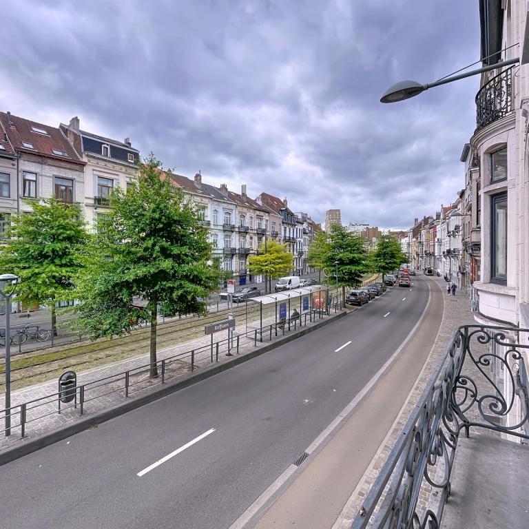 Général Jacques : Bel appartement + balcon