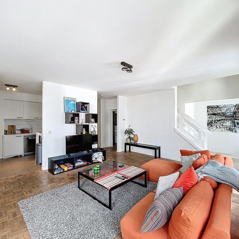 Quartier Européen : Duplex meublé 3 chambres avec terrasse