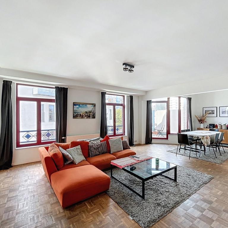 Quartier Européen : Duplex meublé 3 chambres avec terrasse