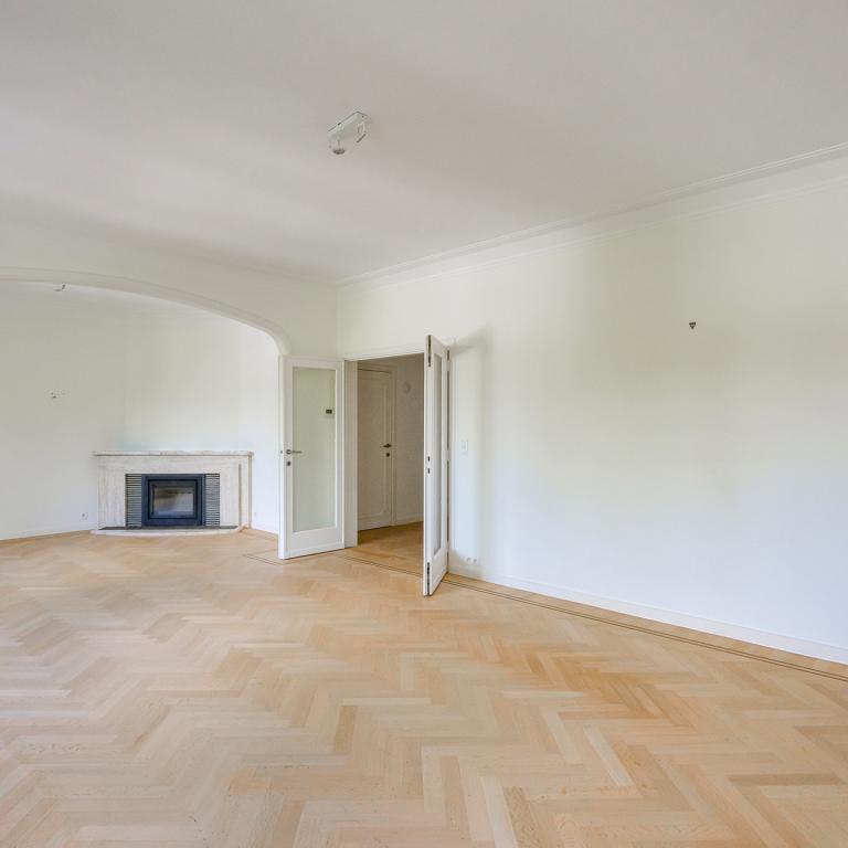 Molière/Pl. C. Meunier : Appartement 2 ch, terrasse + garage