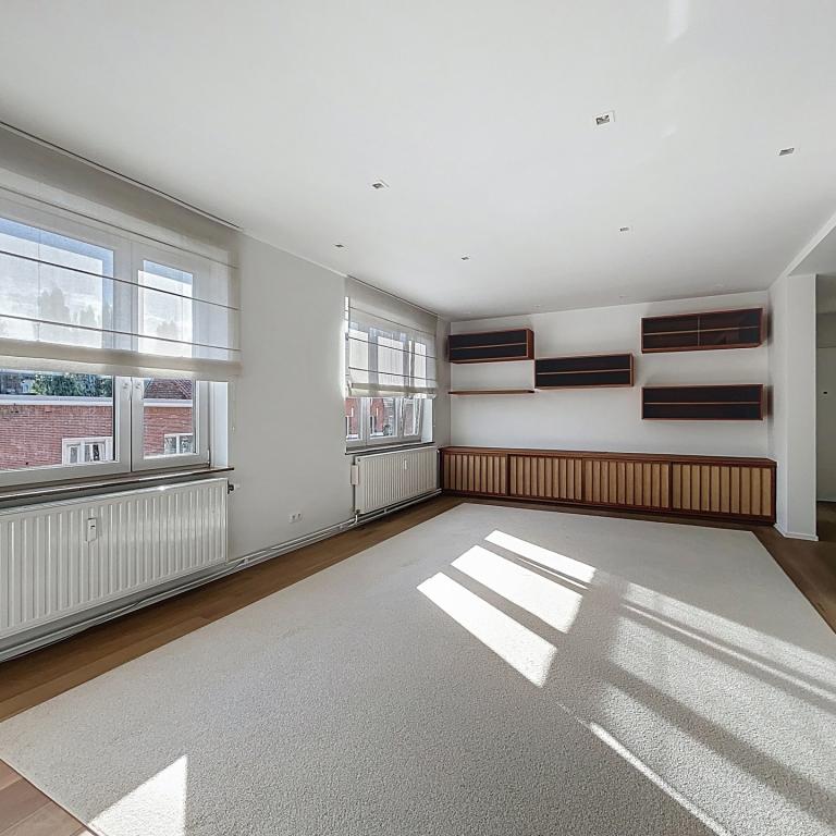 Cavell/Churchill : Bel appartement 2 chambres + balcon