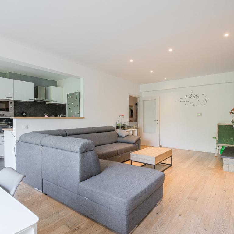 Val Fleuri, appartement rénové 2 chambres + terrasse