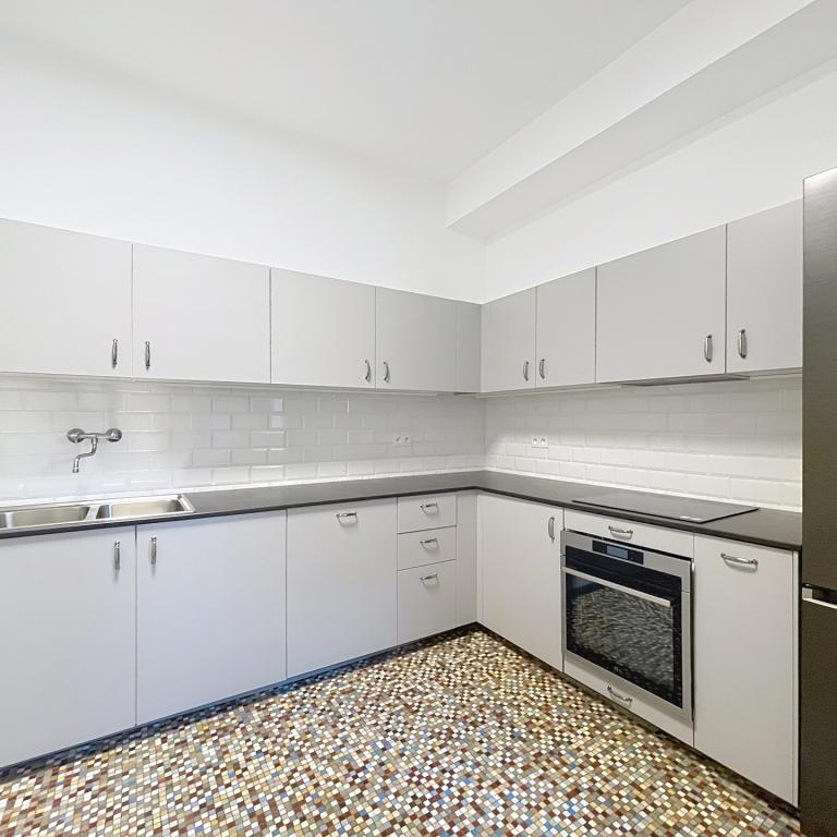 Bois de la Cambre : Appartement 3 chambres avec parking 