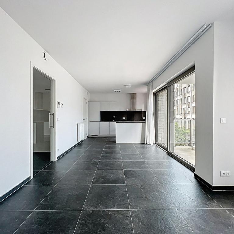 Quartier européen : Bel appartement neuf 1 ch. + terrasse